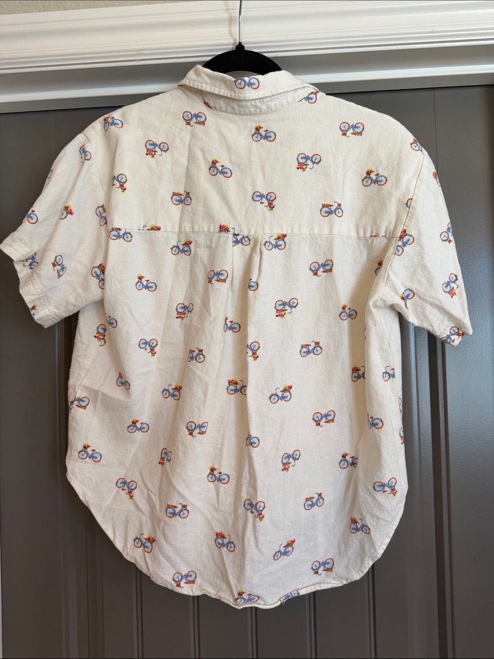 Rae Dunn White Short-Sleeve Bicycle Print Button-Up - Picture 4 of 4